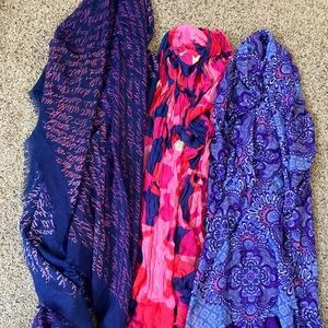 Bundle of Vera Bradley scarves